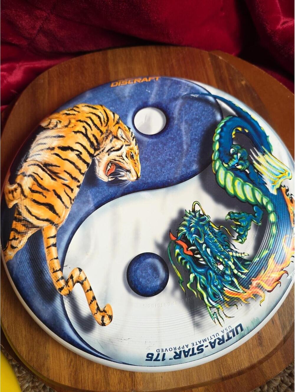 Discraft SuperColor UltraStar Ultimate Frisbee Disc Yin-Yang Tiger & Dragon
